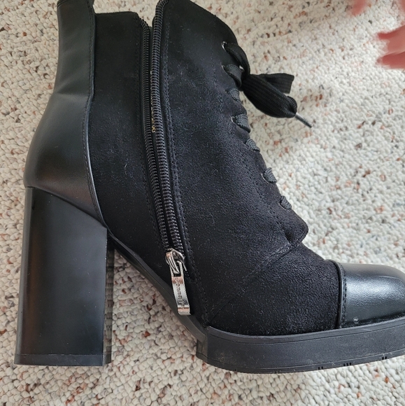 Boots for Winter - Picture 3 of 6